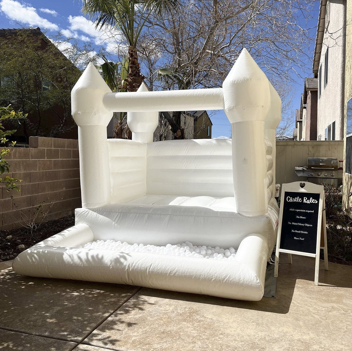 Connsann White Bounce House  Commericial Grade PVC  Jump Castle with Blower & Ball Pit  for Kids Outdoor Indoor Party