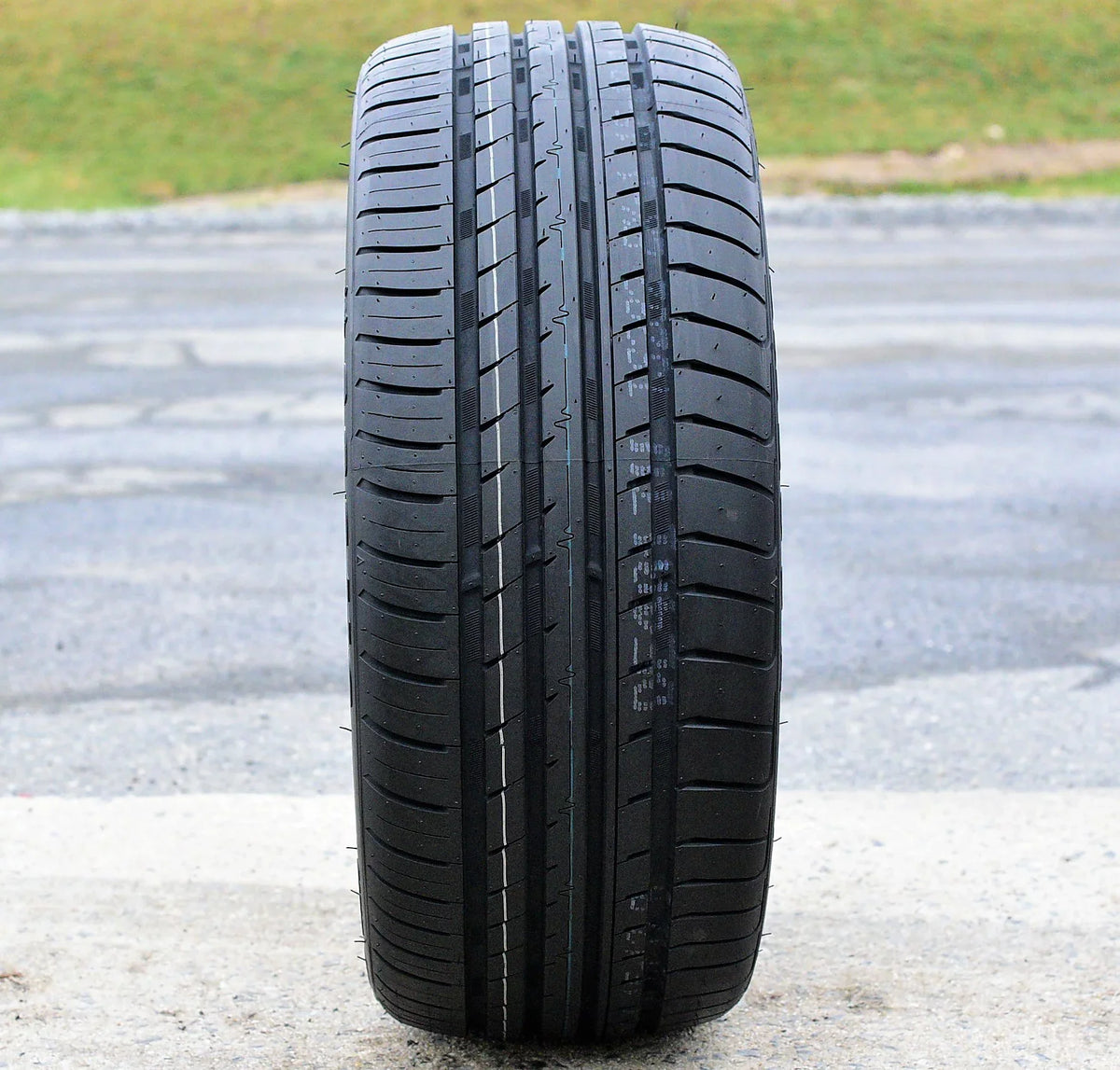 Set of 4 (FOUR) Cosmo MuchoMacho 225/50R17 ZR 98W All Season High Performance Tires Fits: 2012-15 Chevrolet Cruze LT, 2012-18  Focus Electric